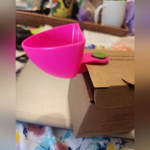 Avon ⛄️Clip On Dip Holder Set of 4